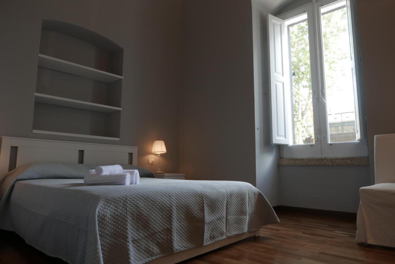 Suite 261 - Intero Appartamento Nel Centro Di Bari Extérieur photo