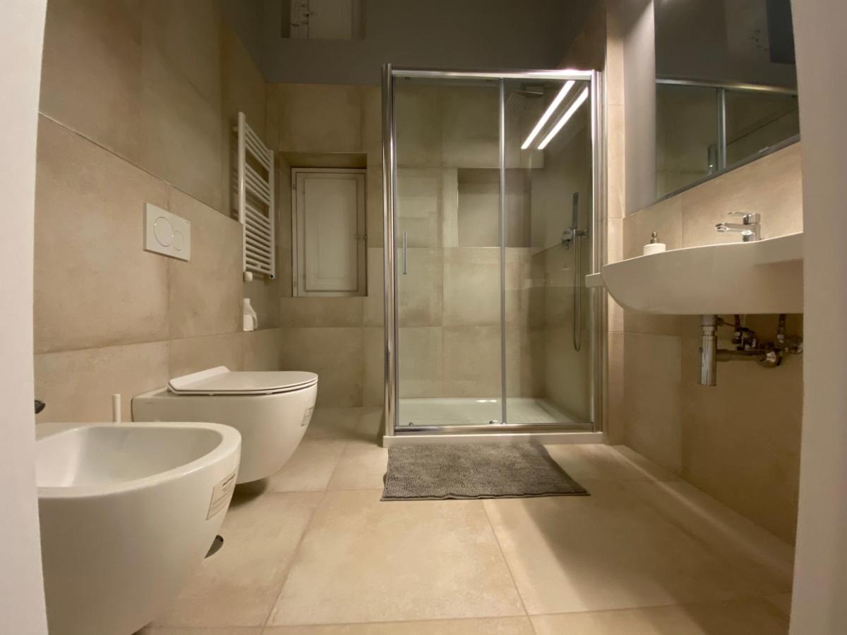 Suite 261 - Intero Appartamento Nel Centro Di Bari Extérieur photo
